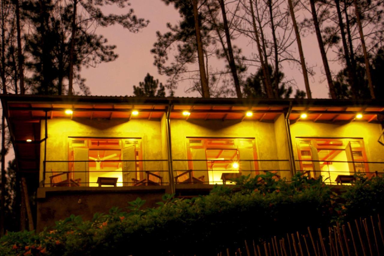 Rowinrich Cottages Элла Экстерьер фото